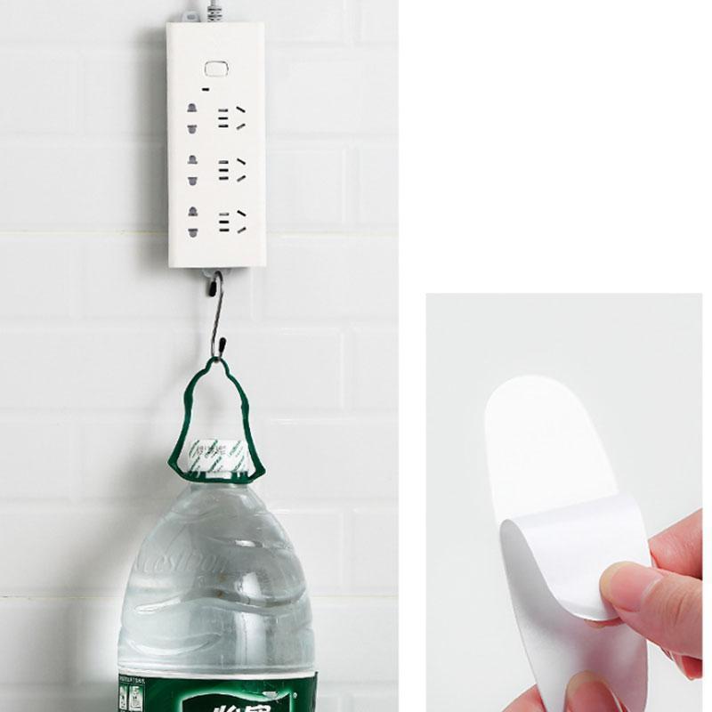 🥳 2026 Best Seller 🥳💞 Over 50,000 units sold! 🔌🪝 50% off! This self-adhesive desktop outlet mount securely holds power outlets, routers, and remote controls—keeping cables neat and organized while ensuring home safety! 🏠✨