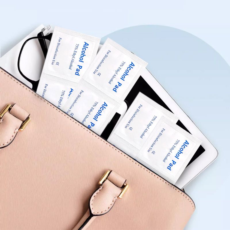 🌟🧼 Disposable alcohol swabs with 75% ethyl alcohol🎁