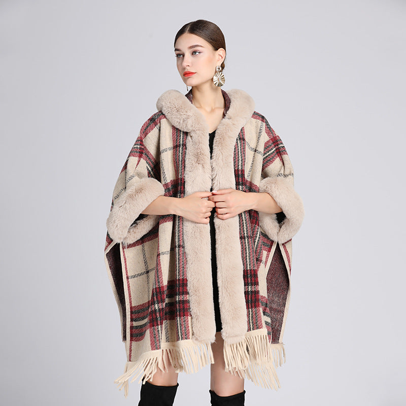 🎅Christmas Offer: 50% Off-Faux rabbit fur collar hooded cape