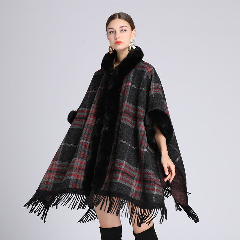 🎅Christmas Offer: 50% Off-Faux rabbit fur collar hooded cape