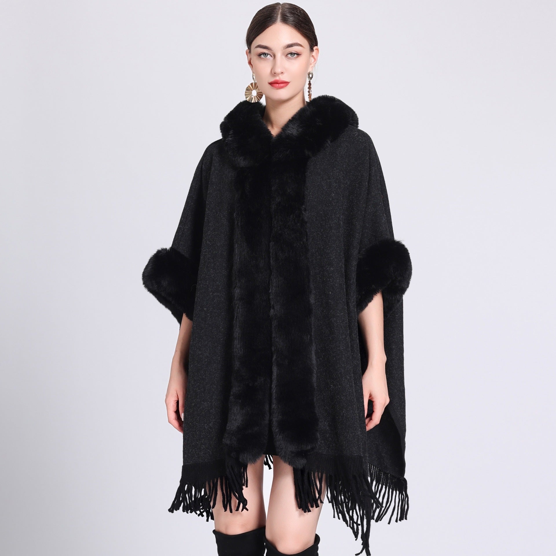 🎅Christmas Offer: 50% Off-Faux rabbit fur collar hooded cape