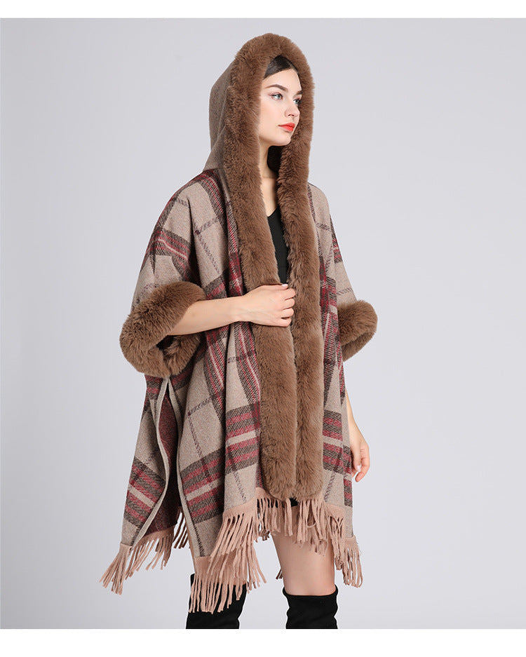 🎅Christmas Offer: 50% Off-Faux rabbit fur collar hooded cape