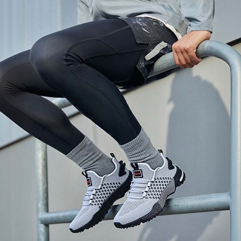 Men's Lightweight Breathable Running Shoes
